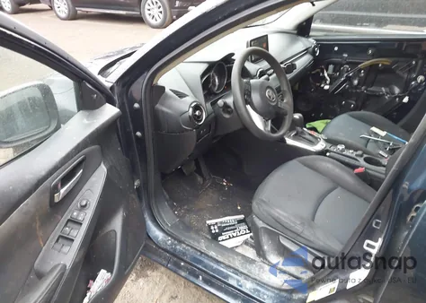 2016 Scion Ia from USA, damaged, VIN 3MYDLBZV6GY132121